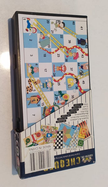 Snakes and ladders game Carousel 1