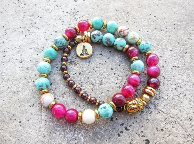 Peruvian Turquoise, Pink Fuchsia Agate in 27 Bead Mala Bracelet Carousel 1