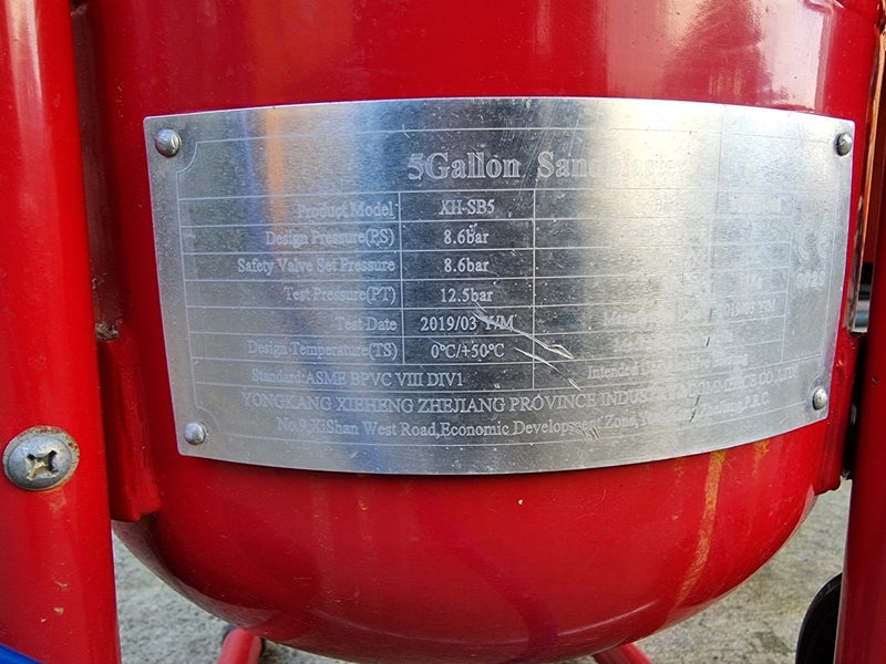 5 gallon sandblaster Carousel 3