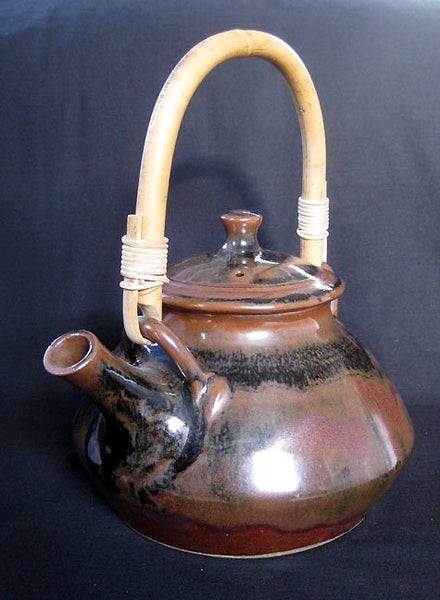 New Zealand Pottery tea kettle with glossy glaze by Aucklander Peter Stitchbury62863238300289111
