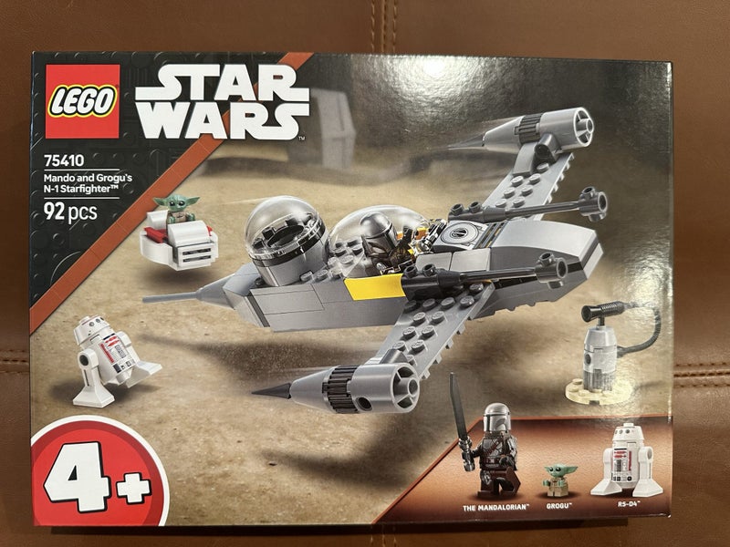$1 Res Lego 75410 Mando and Grogu's N-1 Starfighter™ Carousel 1