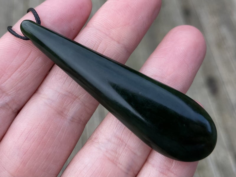 $1 Res!! Greenstone/Pounamu Roimata *Kawakawa* Carousel 2