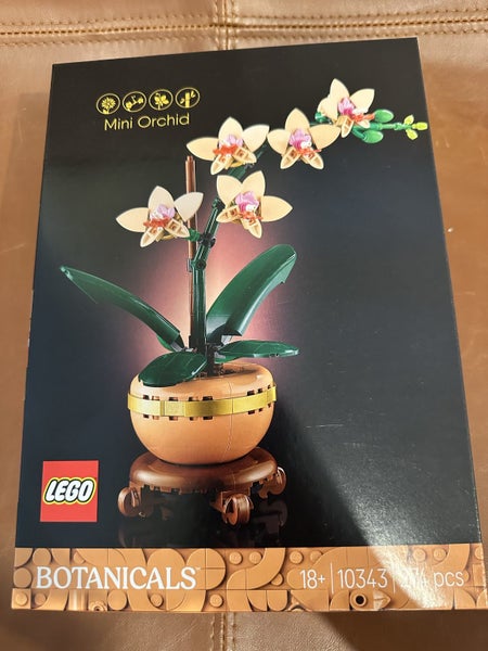 $1 Res Lego 10343 Mini Orchid Carousel 1