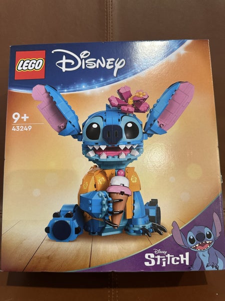 $1 Res Lego 43249 Stitch Carousel 1