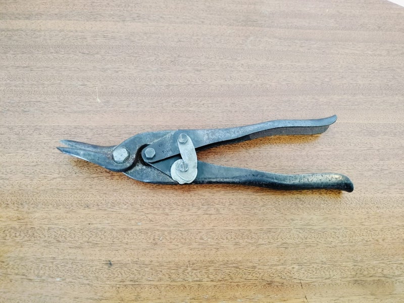 Crescent Wiss aviation snips Carousel 1