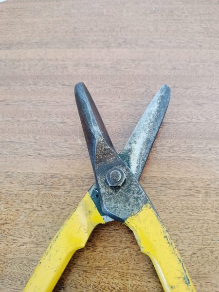Vintage sheet metal shears Carousel 2