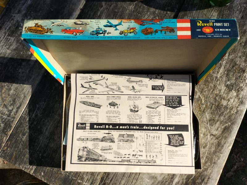 1950's Revell Authentic Kitset - Eddie Rickenbacker's WW1 SPAD Biplane62864741947393112