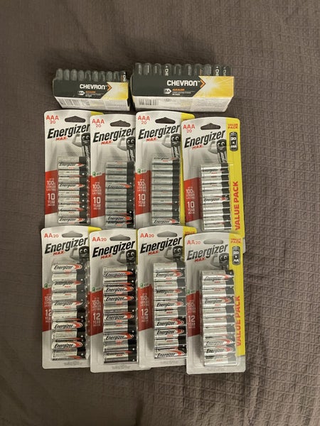 240 BATTERIES BRAND NEW $1 RESERVE Carousel 1
