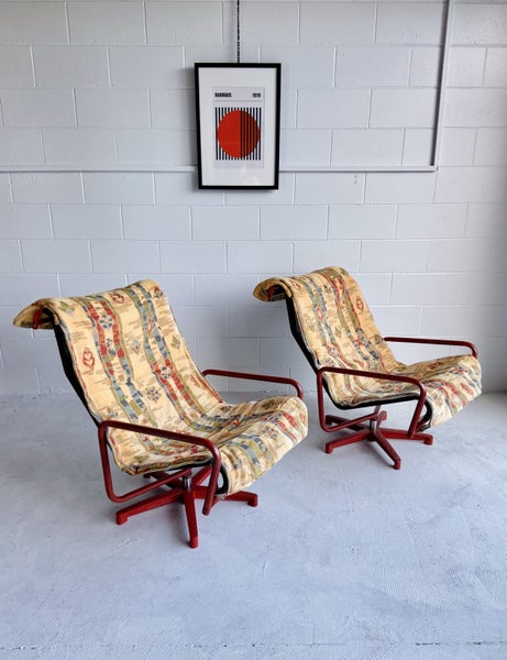 — Vintage Swivel Lounge Chairs —62864726952195113