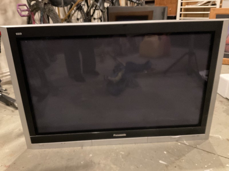 Panasonic 42in plasma tv Carousel 1