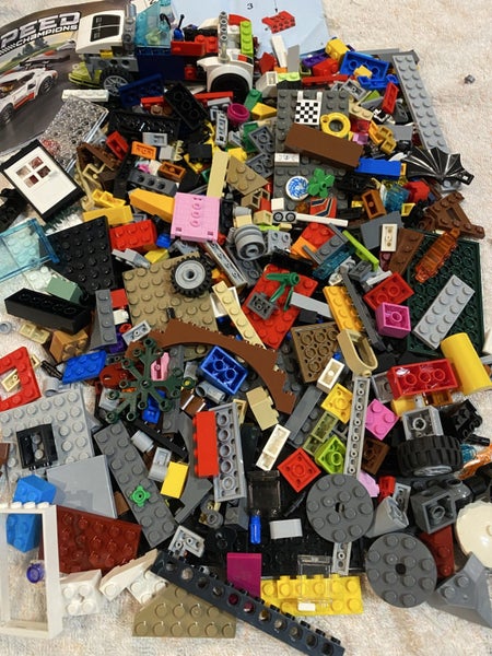 $1 Reserve!! Bulk Lego...500+ pieces Carousel 1
