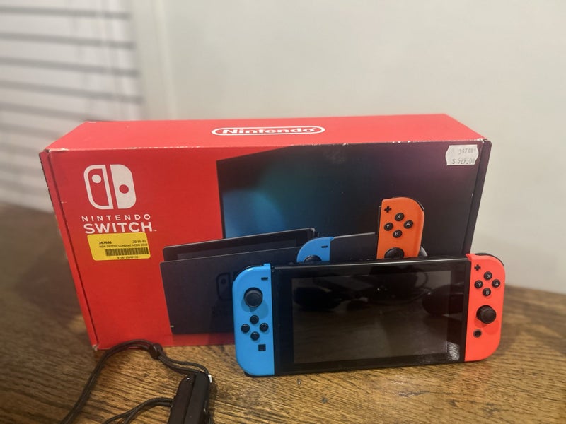 Nintendo Switch Neon Bundle62863228038147112