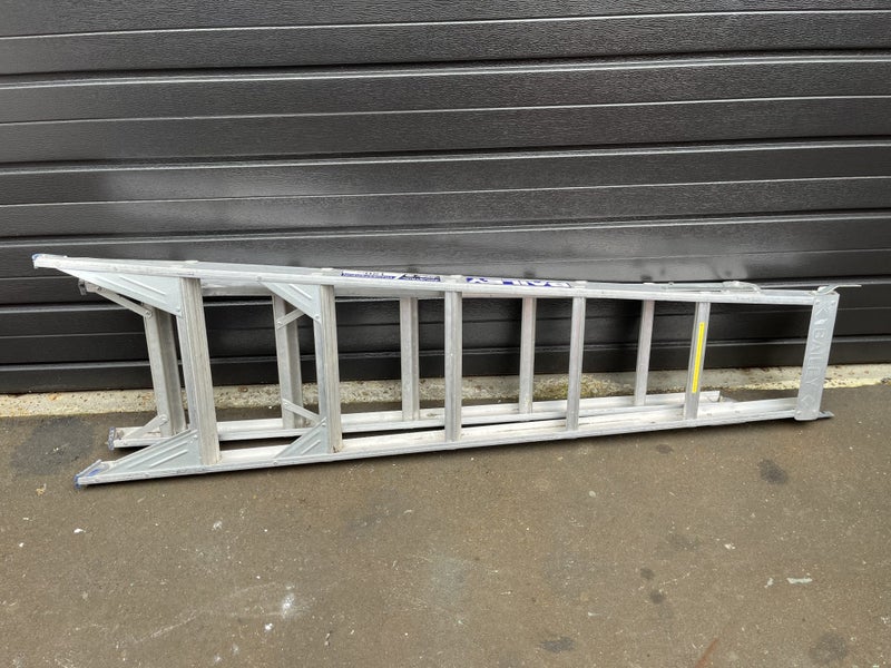 Bailey Aluminium Ladder 1.8m Carousel 4