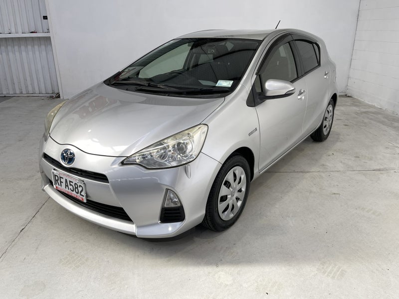 2012 Toyota Aqua S HYBRID GREAT RUNABOUT62854330156290114
