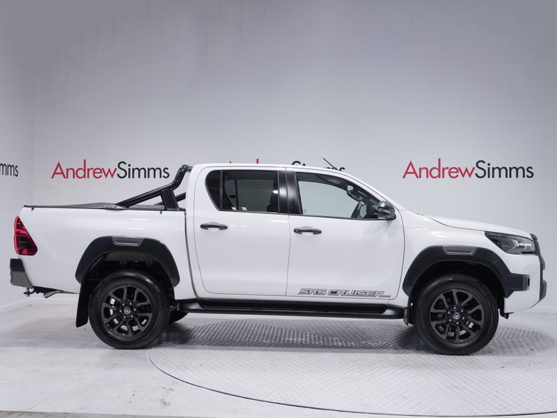 2023 Toyota Hilux SR5 Cruiser Td Dc 2.62864758501505112