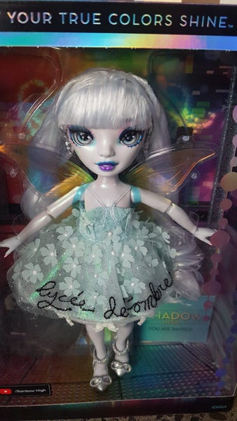 Stunning Shadow High Eliza McFee Boxed Doll Carousel 2