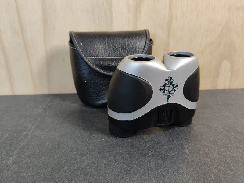Binoculars ??,when Irish eyes are smiling Carousel 15