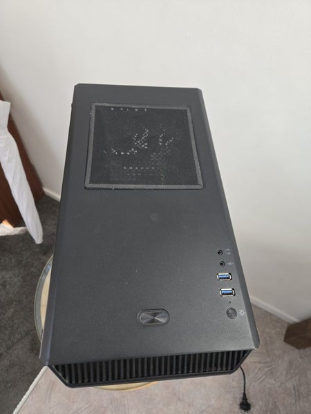 Good Base Starter Gaming PC for Upgrading - Monitor included62865822840962114