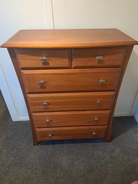 Bedroom set 5 piece Carousel 2