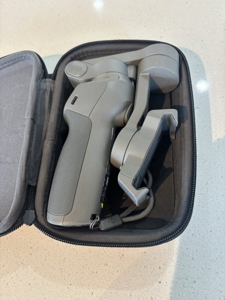 DJI Osmo Mobile 3 Carousel 1