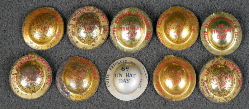 Vintage Australian United Returned Soldiers Fund Tin Hat Day Charity Badges Carousel 1