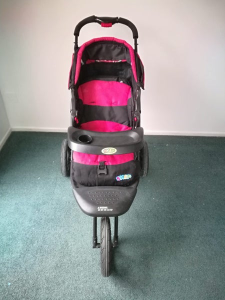 Baby 3-wheel Stroller Pram Carousel 2