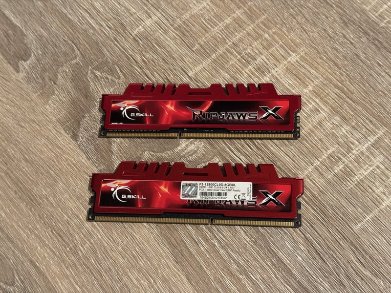 G.Skill Ripjaws X DDR3 2x4gb RAM Carousel 1