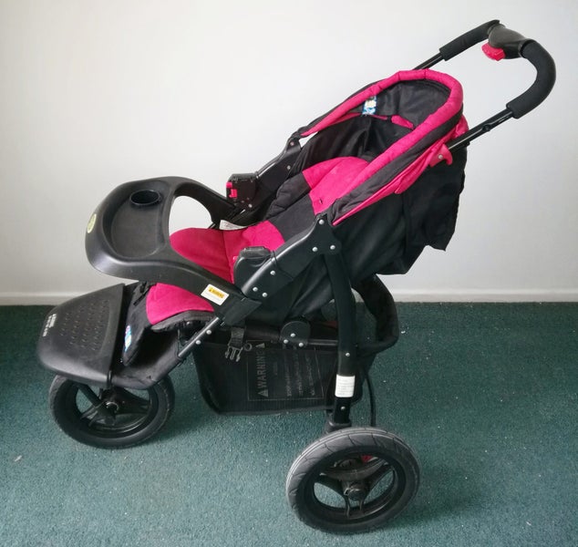 Baby 3-wheel Stroller Pram Carousel 1