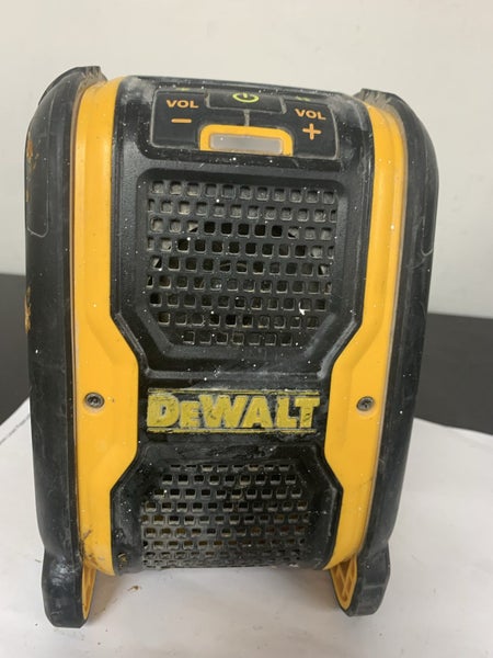 DEWALT BLUE TOOTH SPEAKER XR 10.8V - 20V DCR006 Carousel 1