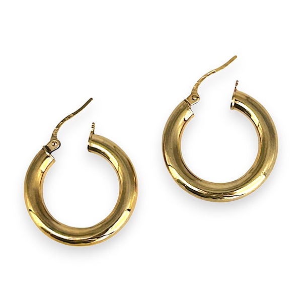 9K Gold 3.8X22.6mm Verona Polished Hoop Earrings. R # 693629385860844811113