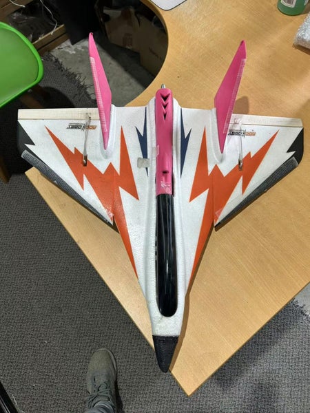 ROC hobby delta wing RC plane Carousel 1