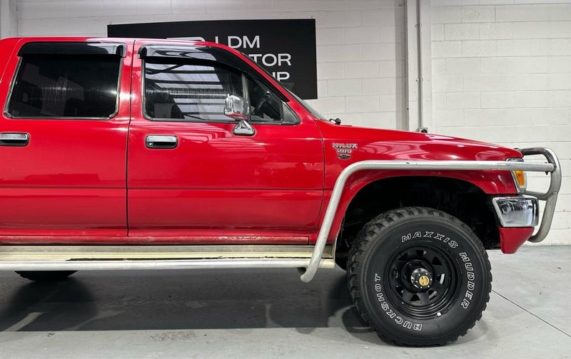 1998 Toyota Hilux 2.8D 4WD DCB UTE 5M62867852588034112