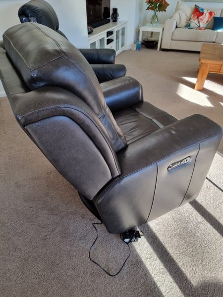 large leather La-z-boy628638442379541123