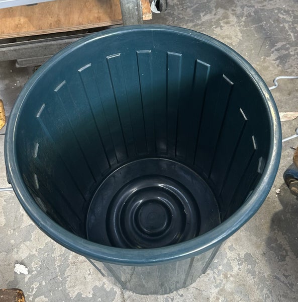 Plastic Rubbish Bin - $1 Reserve (Under Grey Rack 13) Carousel 2