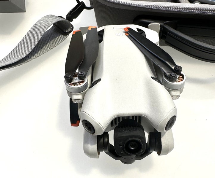 DJI Mini 4 Pro Drone w/ RC2 Controller (Faulty) - $1 Reserve (PU26) Carousel 2