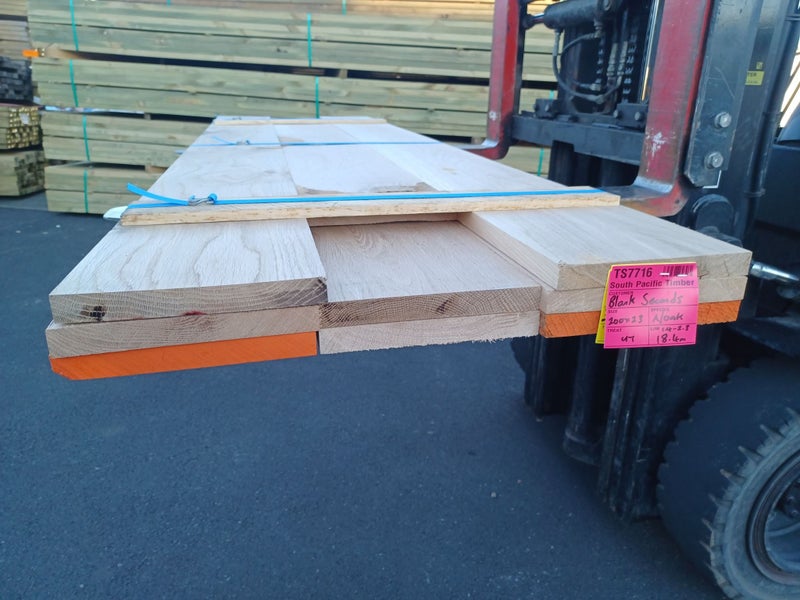 AMERICAN WHITE OAK - BLANKS / SECONDS - 200 x 23mm - 18.4m - TS7716 Carousel 2