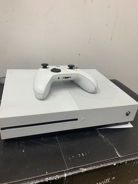 1TB XBOX 1 S Disc Edition Carousel 1