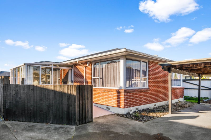 Image 1 of 20