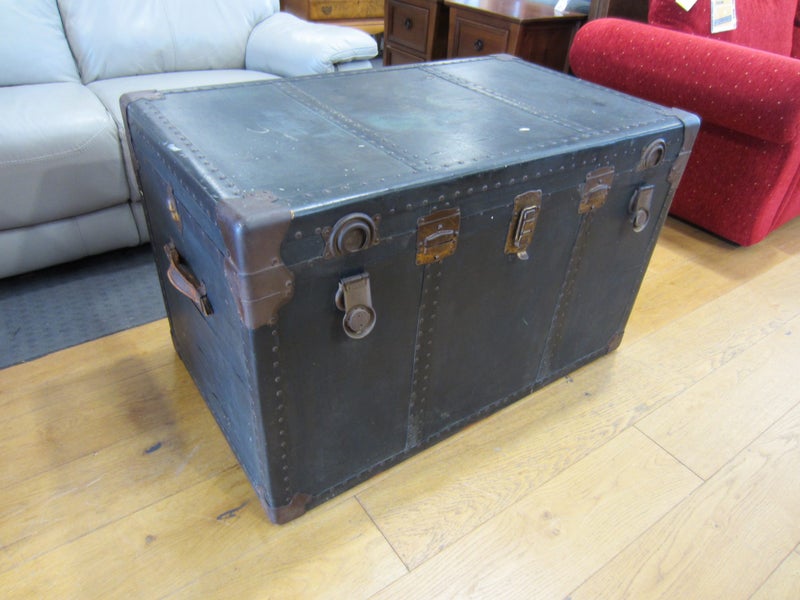 Vintage 'Rauchbach' Steamer Trunk Chest Carousel 1