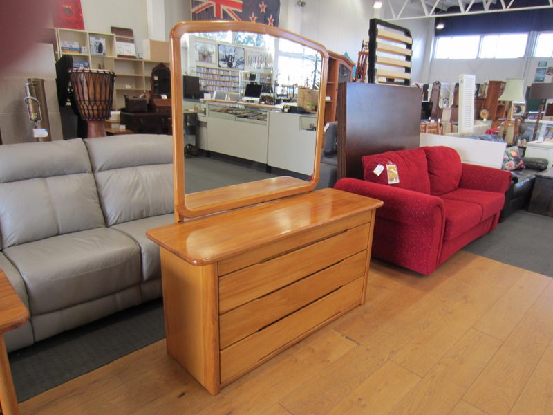 Solid Rimu Four Drawer Dressing Table Carousel 1