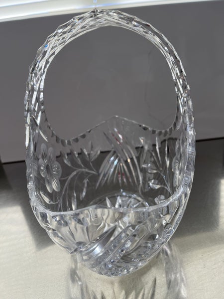 Crystal basket62864732701827112
