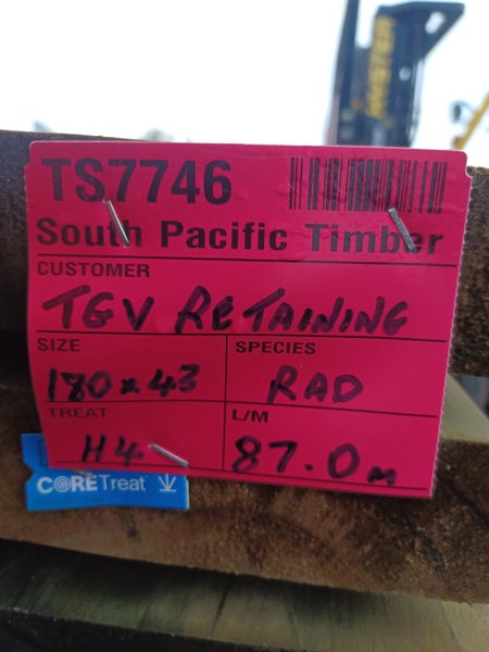 PINE RETAINING TIMBER - TG&V 180 x 42mm H4 - 87m - TS774662866851931650112