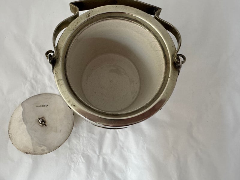 1900's Oak, Silver with Porcelain Liner Biscuit Barrel (21191)62933730254210113