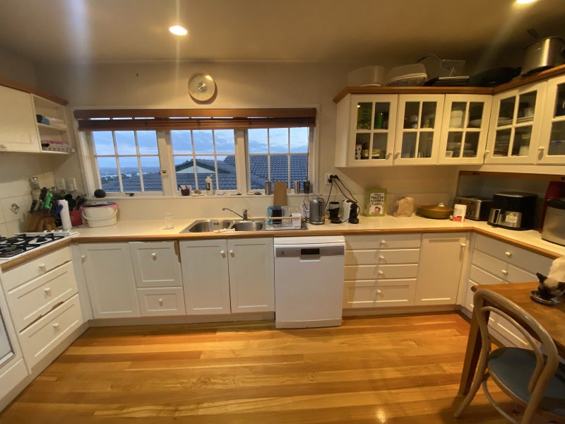 Kitchen and appliances for sale. Carousel 2