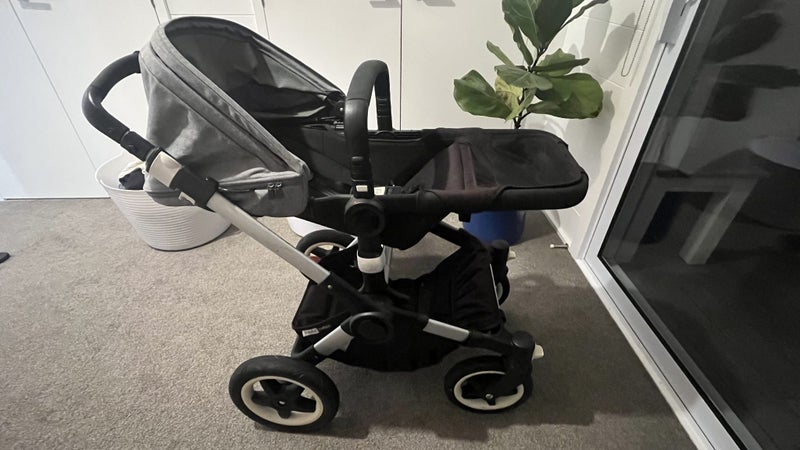 Bugaboo Buffalo Pram Carousel 1