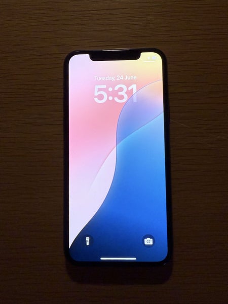 Working iPhone 11 Pro 64GB $1 reserve62938585885698114