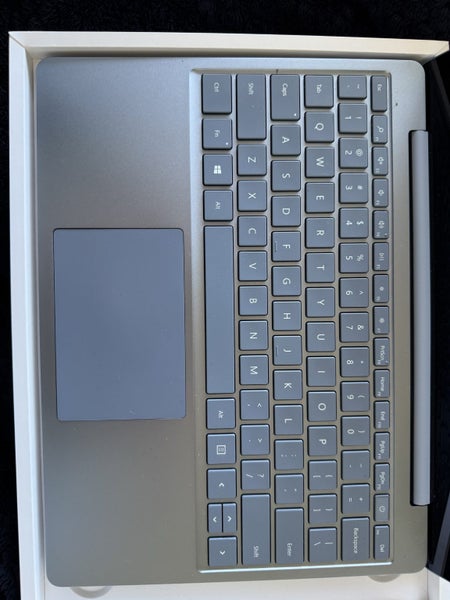 Microsoft Surface Go Laptop62863222044675111