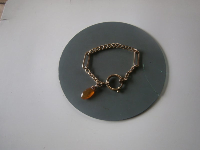 ANTQ/VTG.9ct ROSE ROLLED GOLD CHAIN BRACELET+9ct AMBER FOB (15gms) Carousel 1