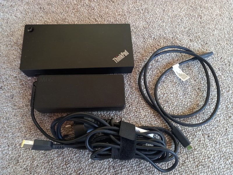 Thinkpad USB-C dock Gen 2 Carousel 1