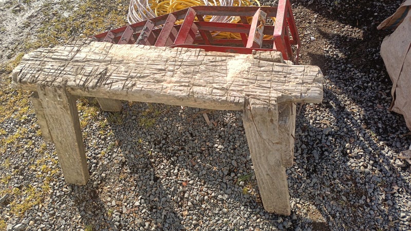 Saw stool Carousel 1